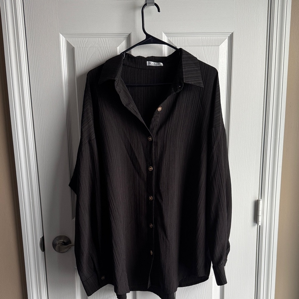 Classic Black Women’s Shirt